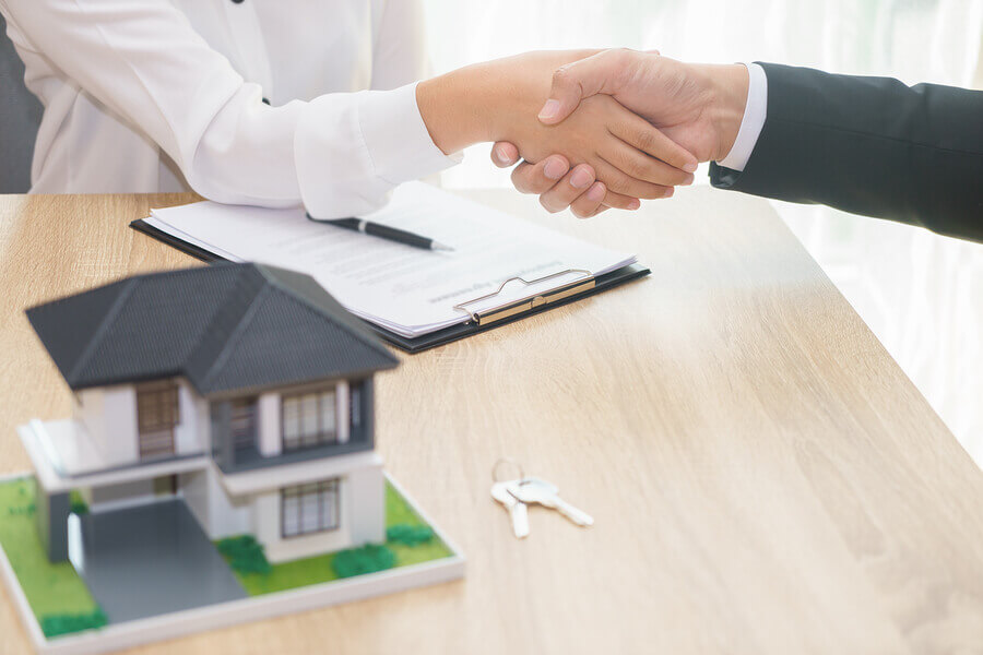 公務員が不動産投資を行う5つのメリットと注意点